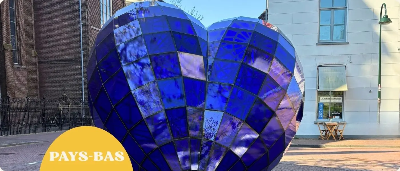 visite de la ville de delft aux pays bas, avec sa célèbre porcelaine bleue
